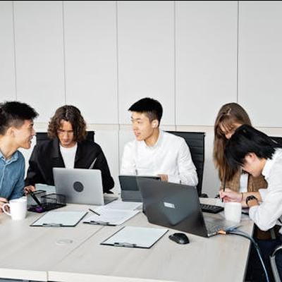 秦银昶